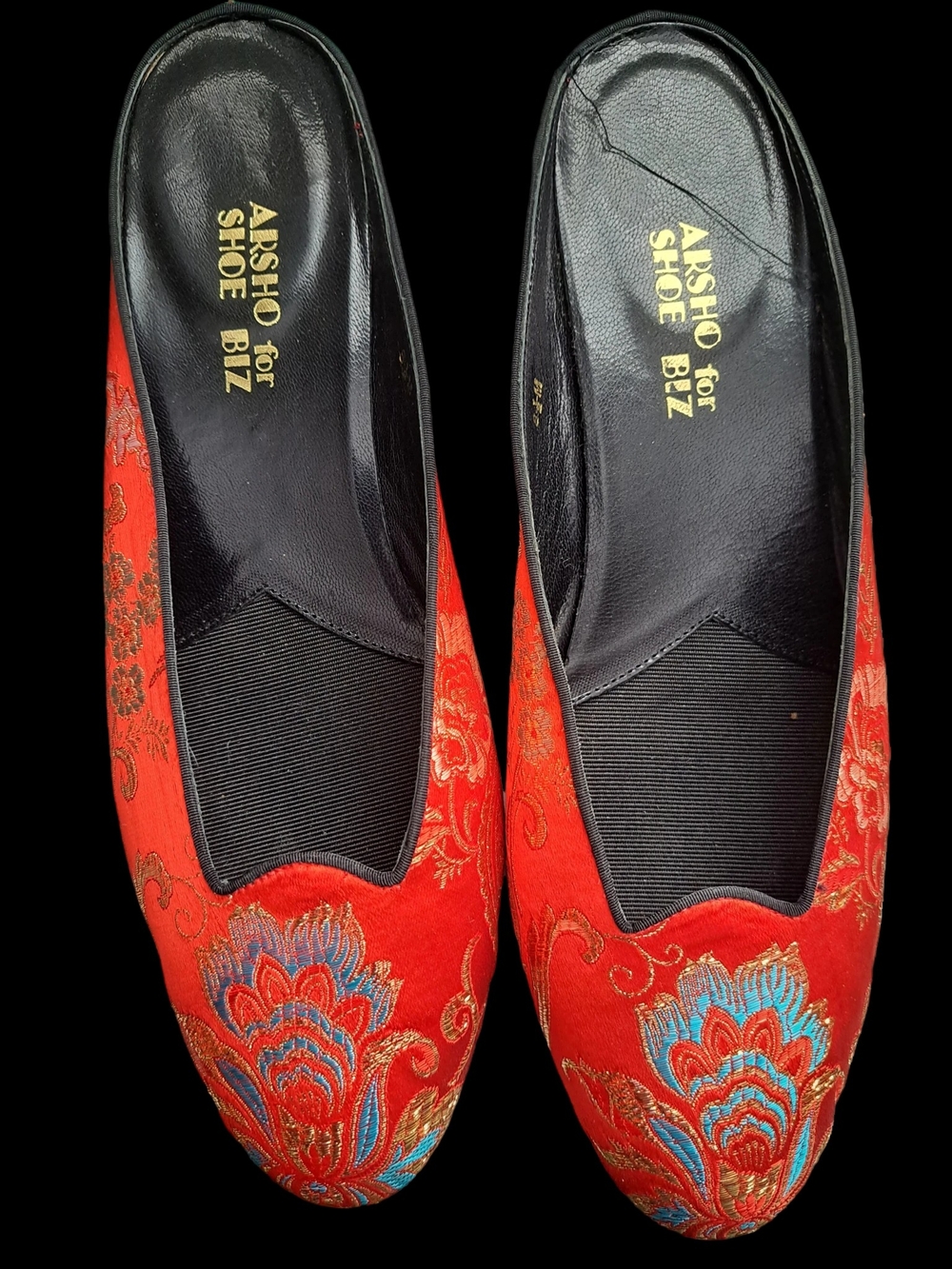 Women's Red Embroidered Slip-On Flats